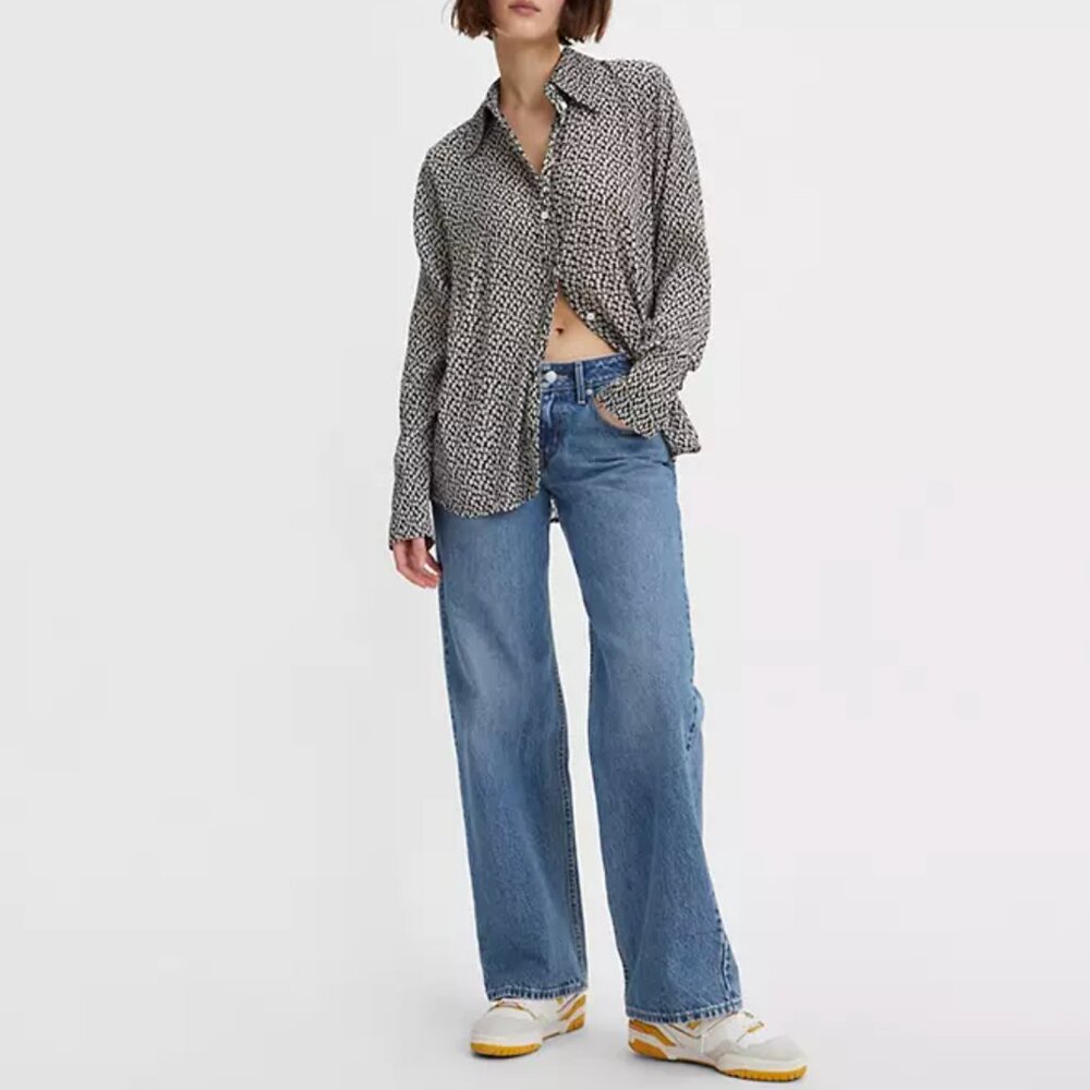 Levi's Premium LOW LOOSE WOMEN'S JEANS in Real Recognize Real - Medium Wash